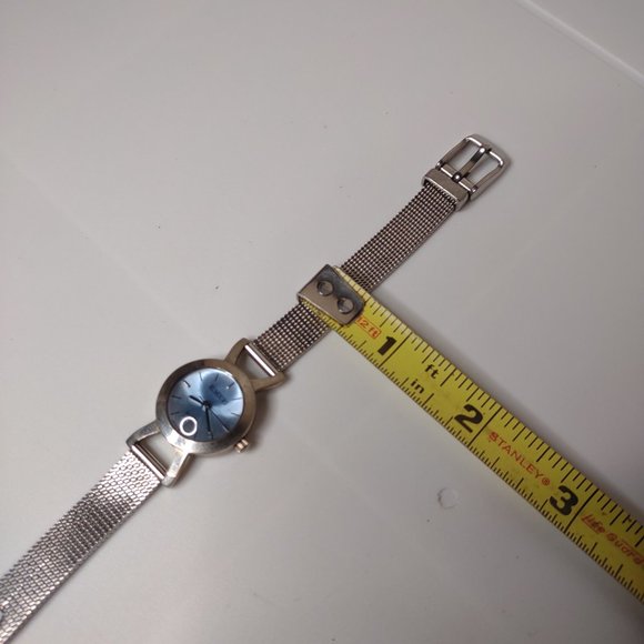 Blue And Silver Tone Metal Band Rumours Watch - Picture 6 of 10